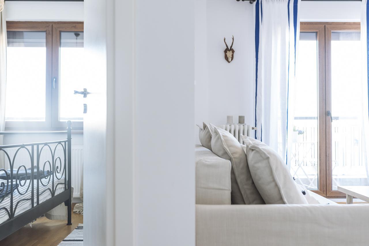 Old Town - City Center Apartment บูคาเรสต์ ภายนอก รูปภาพ