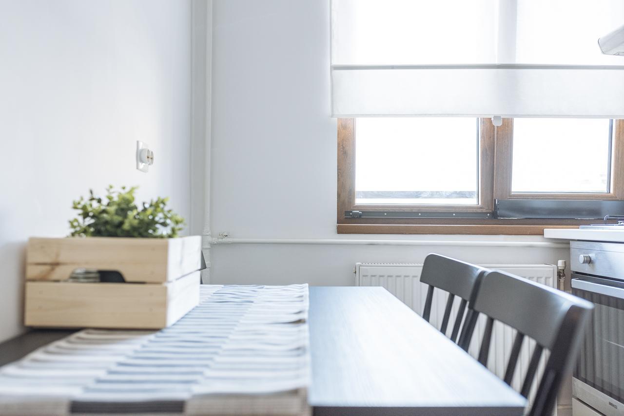 Old Town - City Center Apartment บูคาเรสต์ ภายนอก รูปภาพ