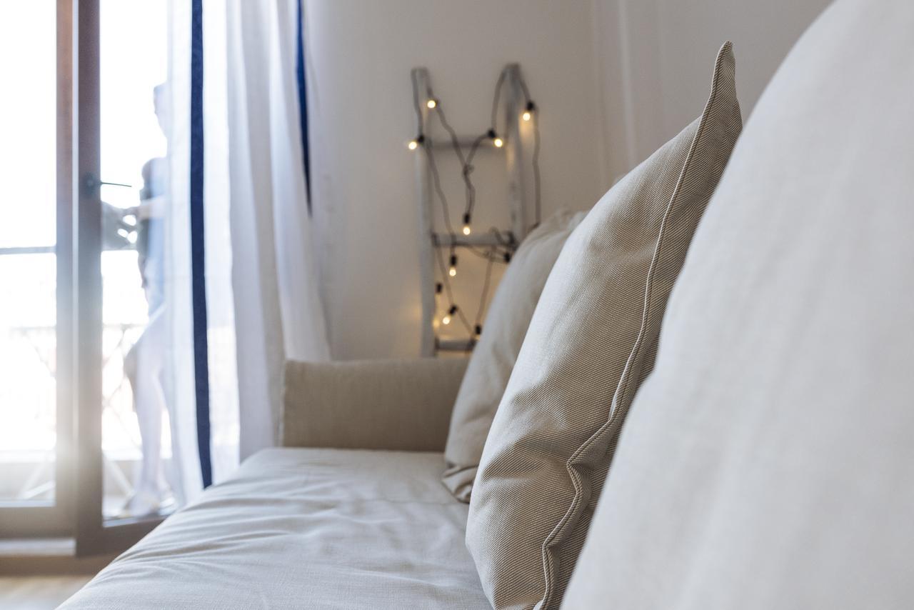 Old Town - City Center Apartment บูคาเรสต์ ภายนอก รูปภาพ